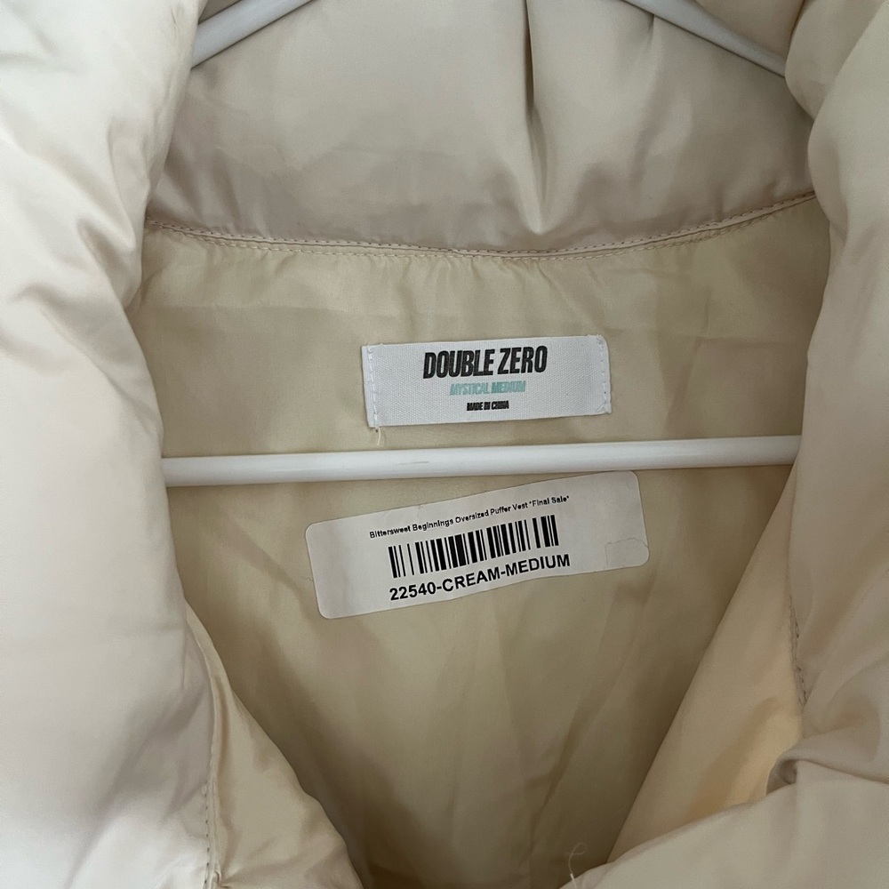 Double Zero Off-White Puffer Vest View 4